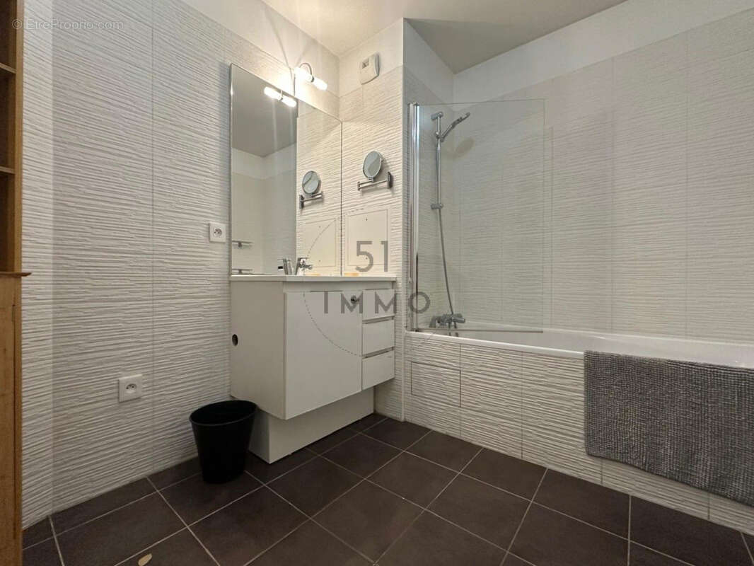 Appartement à BAGNEUX