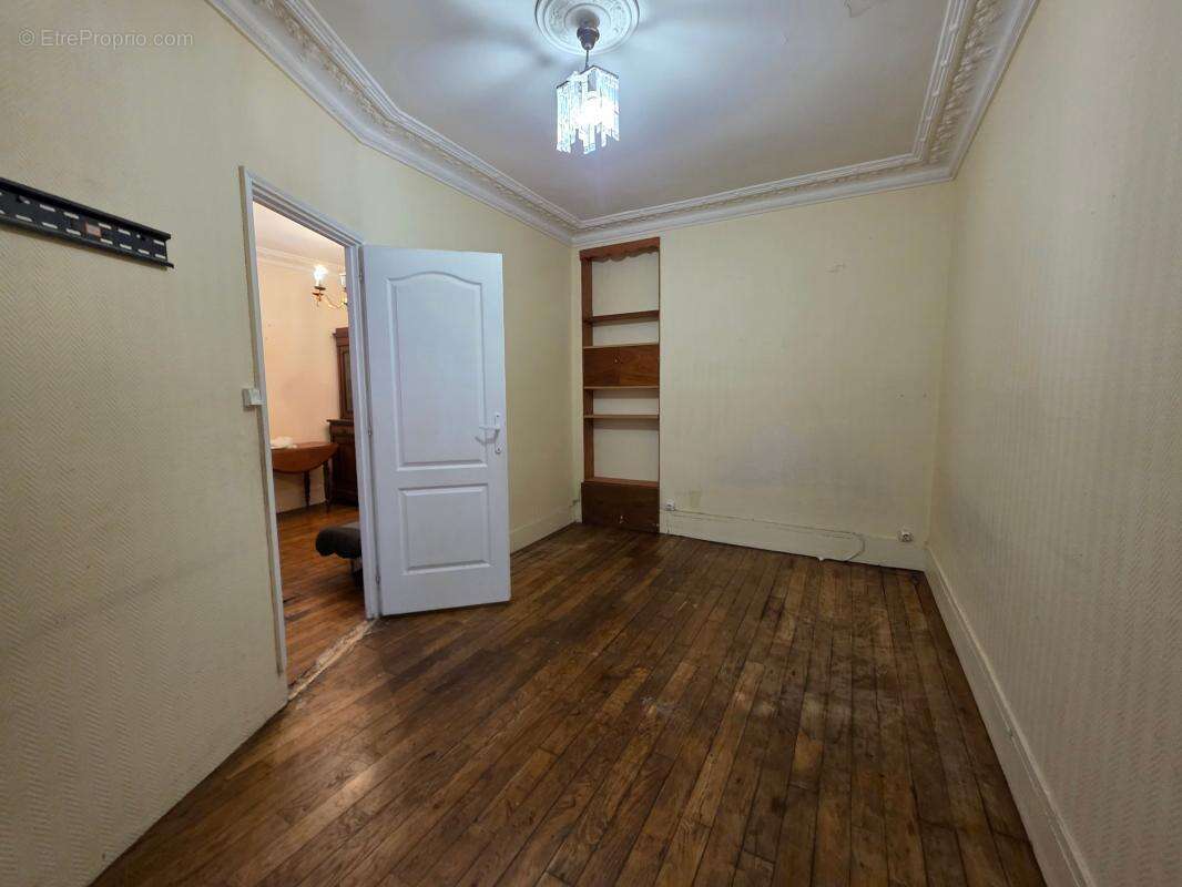 Appartement à PARIS-12E