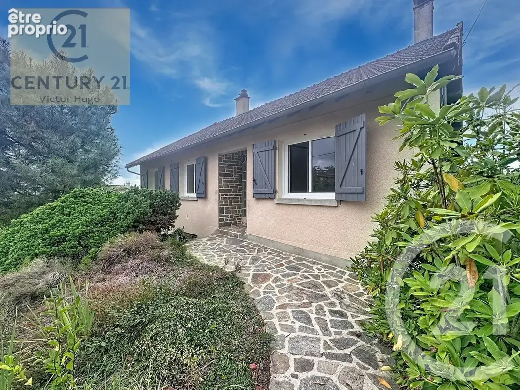 Maison 6 pièces 217 m² à vendre à Verneuil-Sur-Vienne (87430) - photo 1