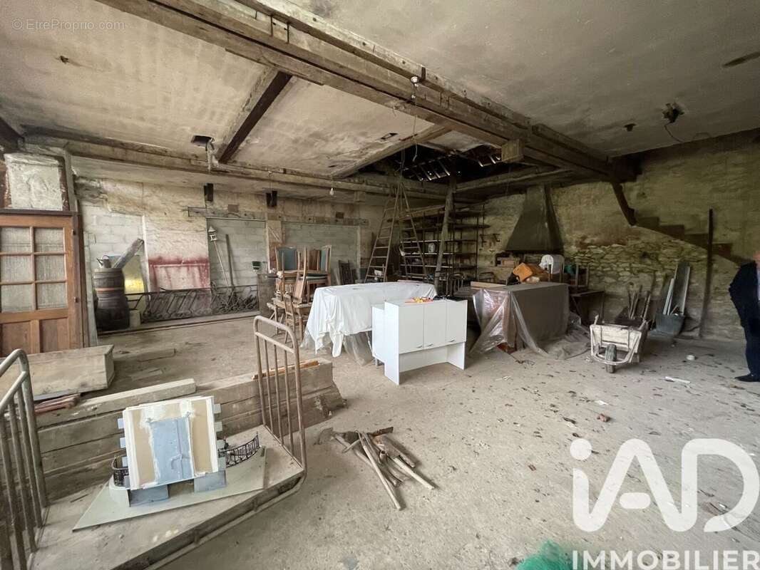 Photo 2 - Commerce à CHATEAU-THIERRY