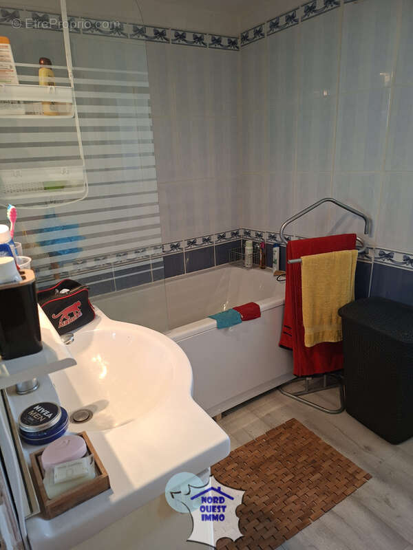 Maison 80 m² à Saint-Fraimbault  - photo 11
