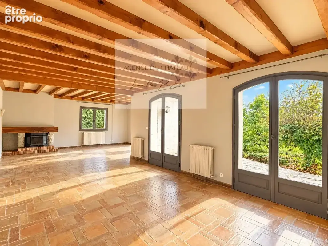 Exclusivité ! maison 7 pièces vue Lac et Château - photo 4