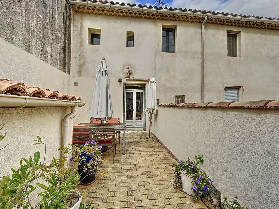 Appartement à SAINT-CHINIAN