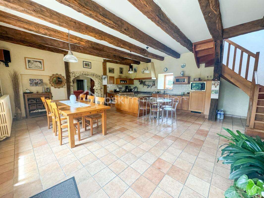 Maison à CHATEAUGIRON