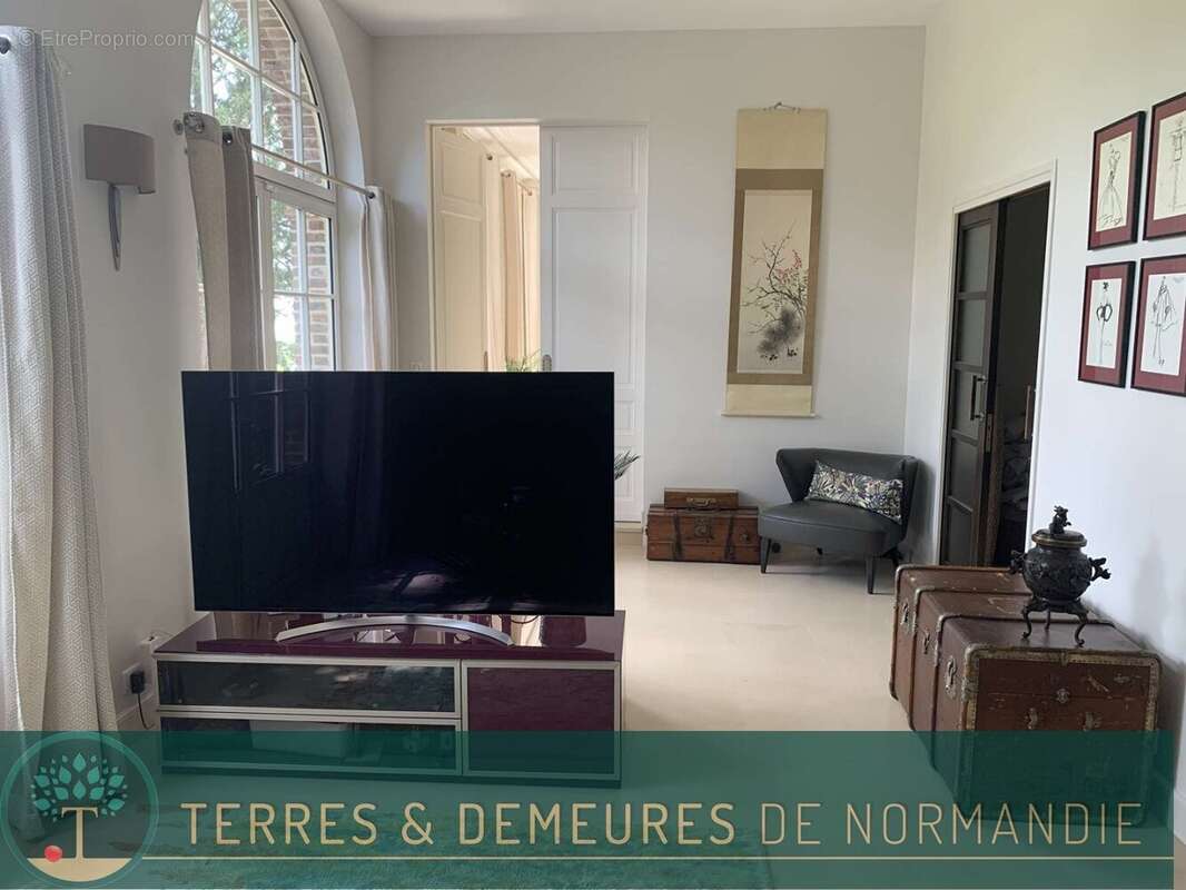 LISIEUX (CALVADOS) : belle maison bourgoise de fin XIX ème siècle - photo 5