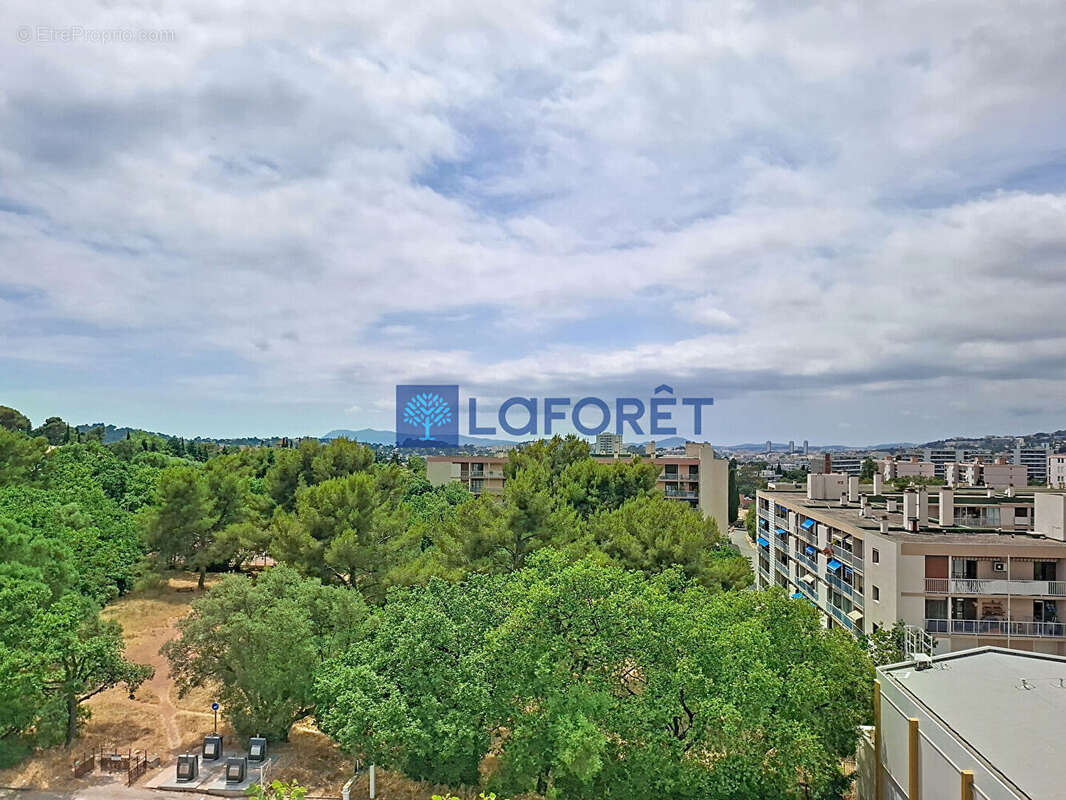 Appartement à LA VALETTE-DU-VAR