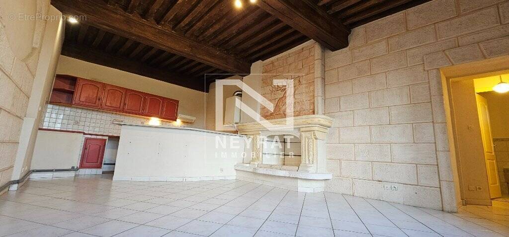 Appartement à CHENOVE