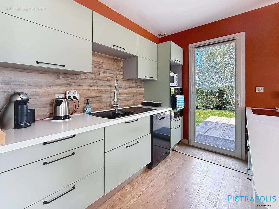 Maison à PONTCHARRA-SUR-TURDINE