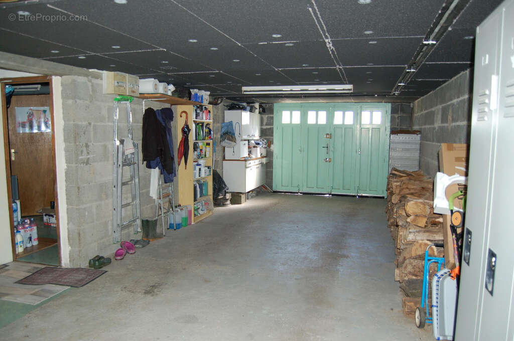 Maison à DRACY-SAINT-LOUP