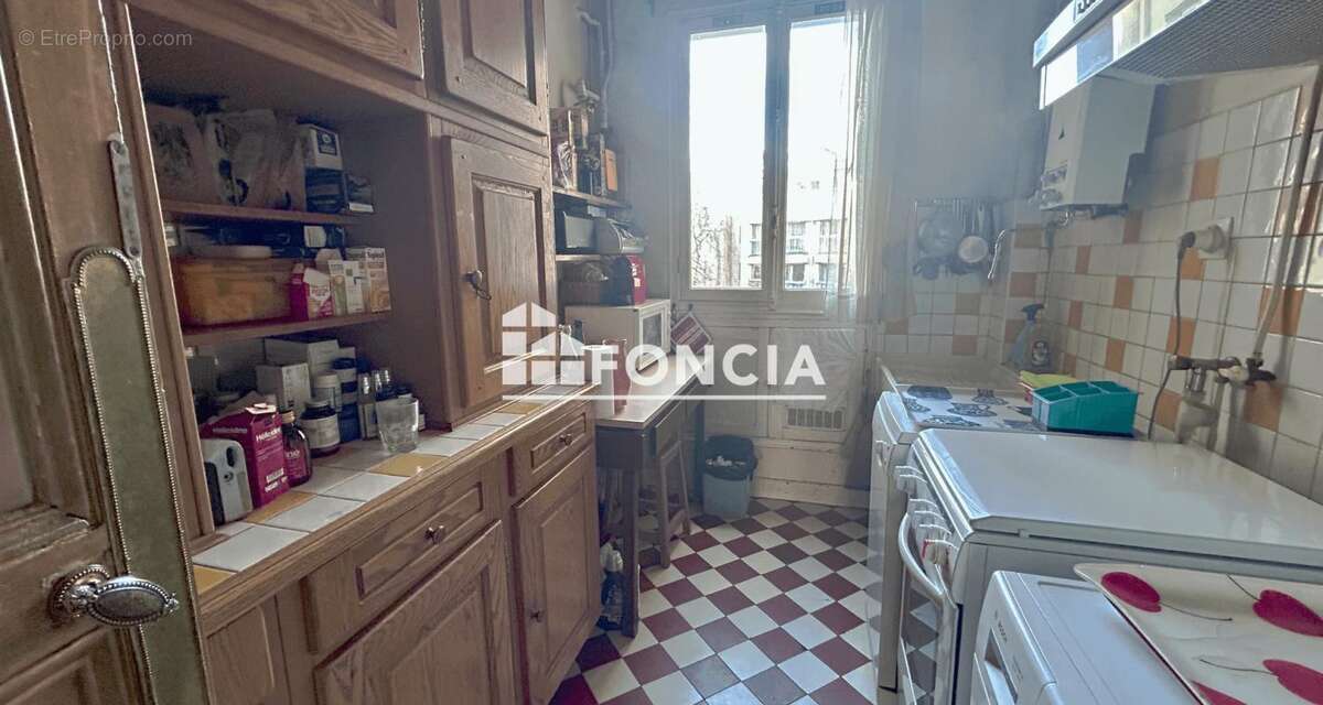 Appartement à PARIS-11E