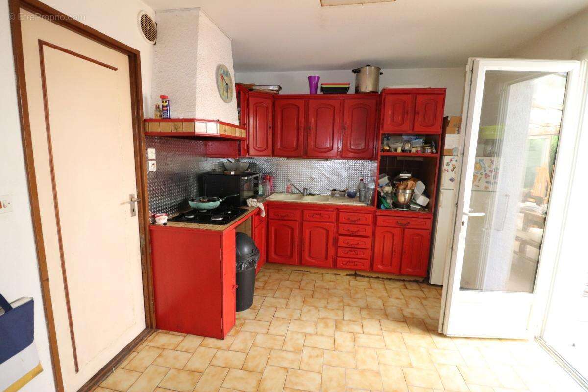 Vente d'une maison louer en deux appartements rochefort (17) - photo 4