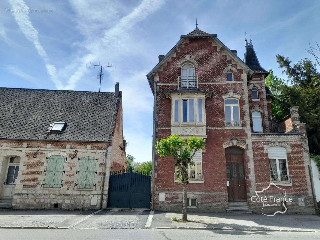 Maison à MARLE