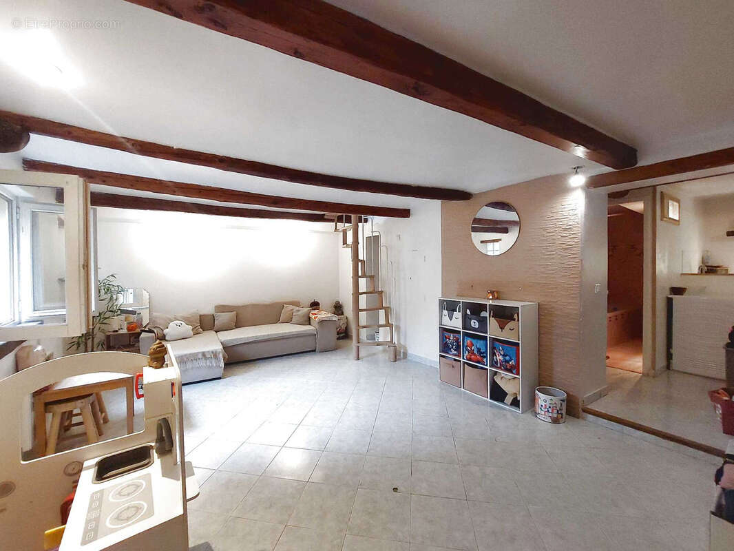 Appartement à BREIL-SUR-ROYA