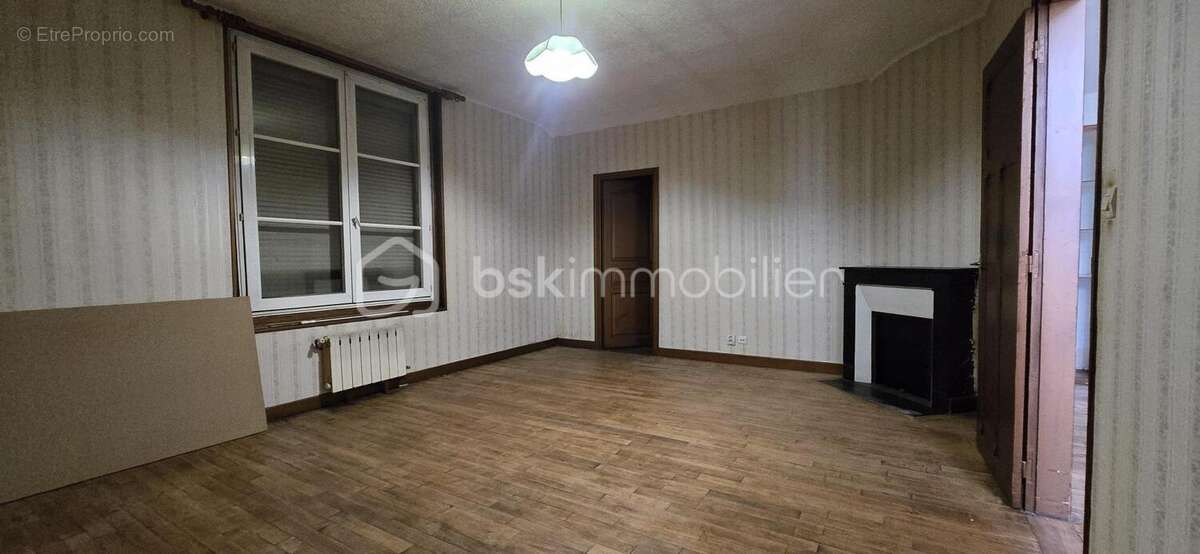 Maison ancienne avec grand local - photo 13