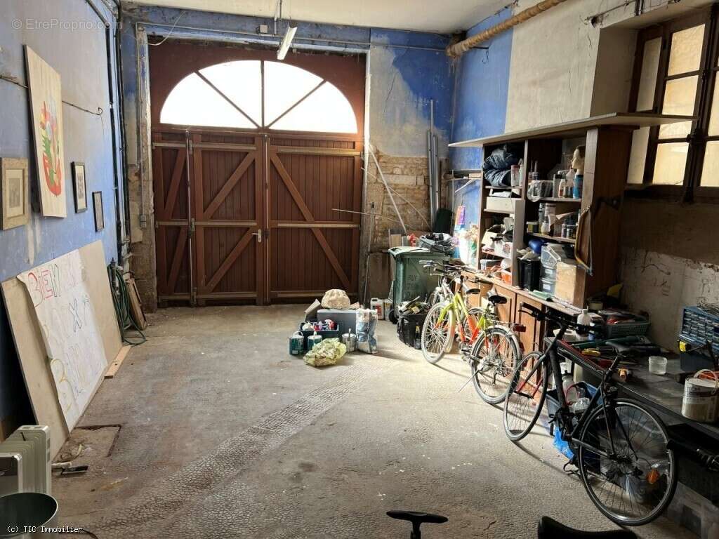 Maison à RUFFEC