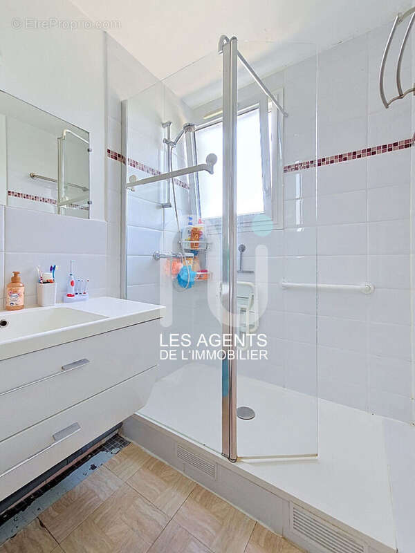 Appartement à ASNIERES-SUR-SEINE