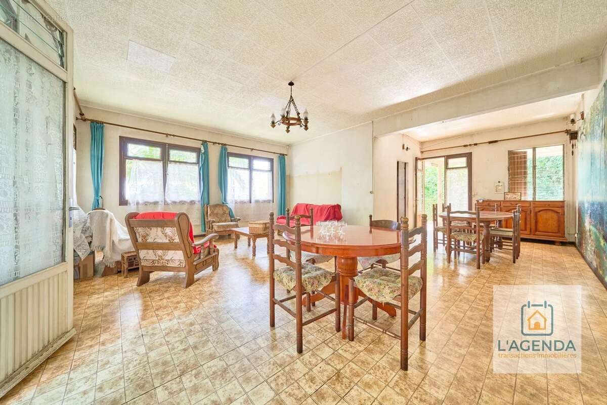 Maison 190 m² - Le Tampon centre - photo 2