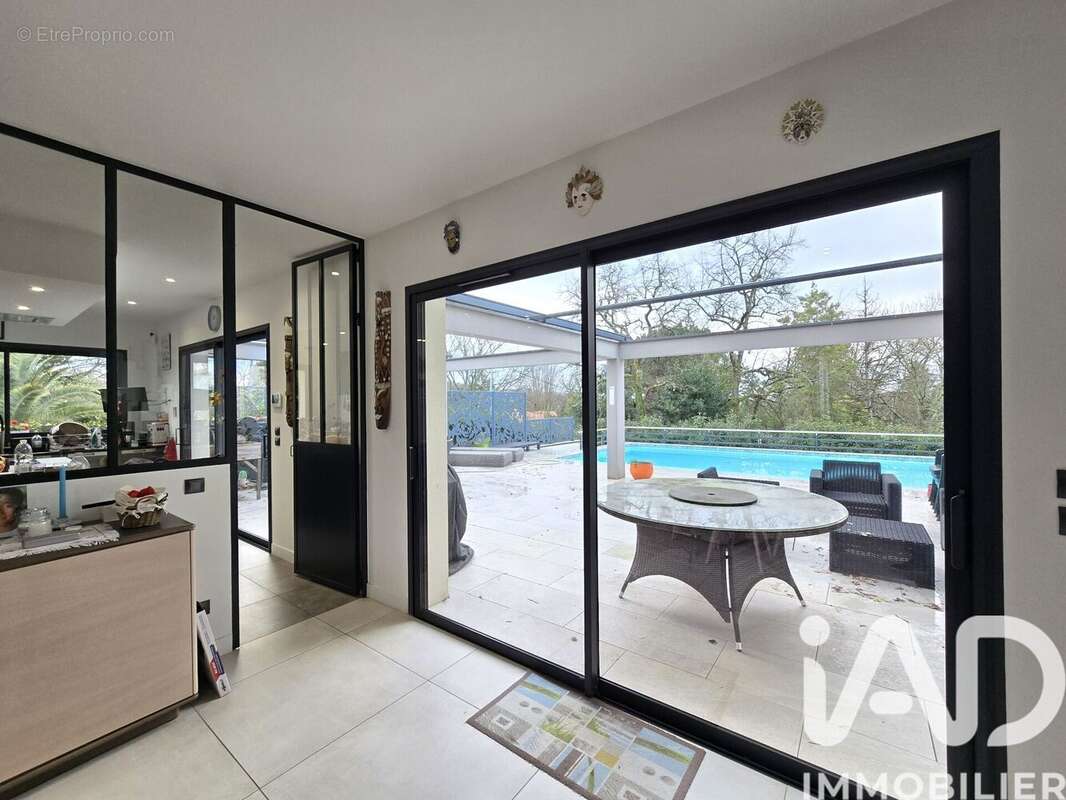 Photo 8 - Maison à CAMBLANES-ET-MEYNAC