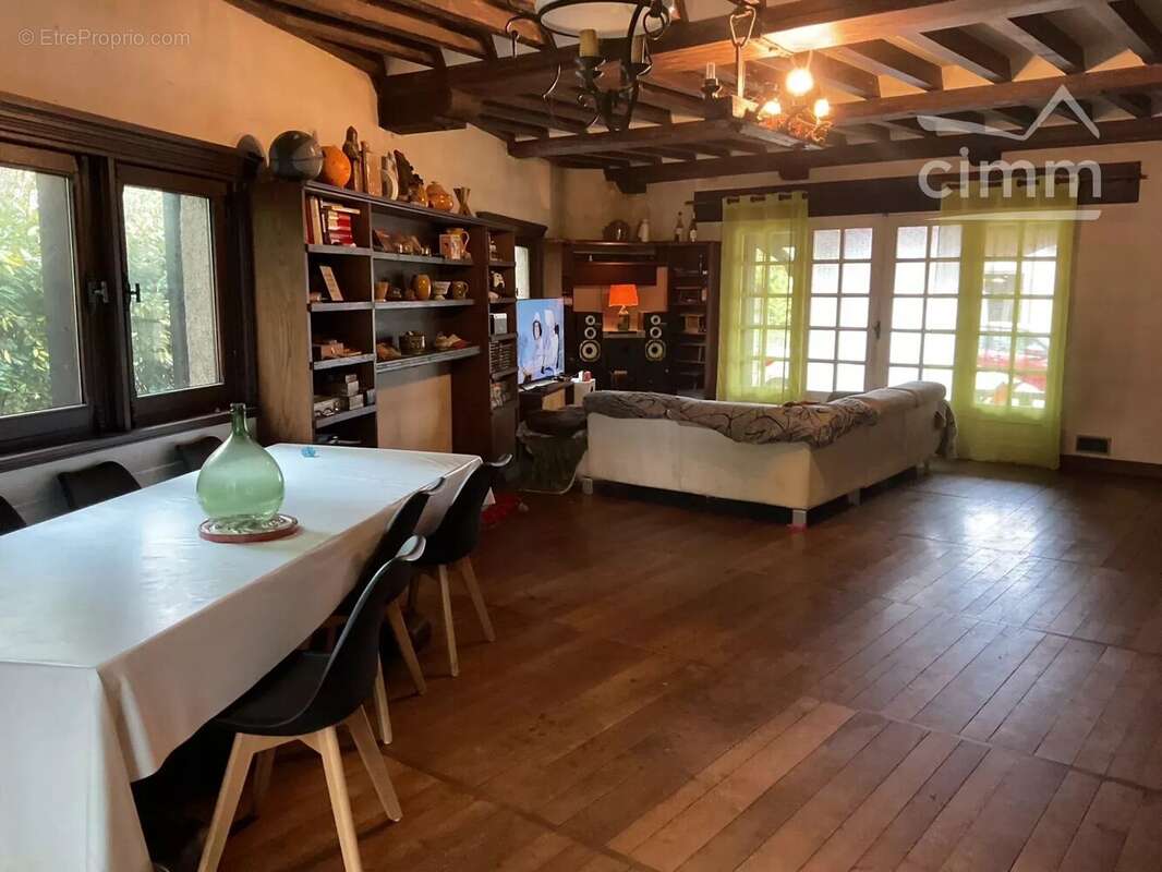 Maison à CORDES-SUR-CIEL