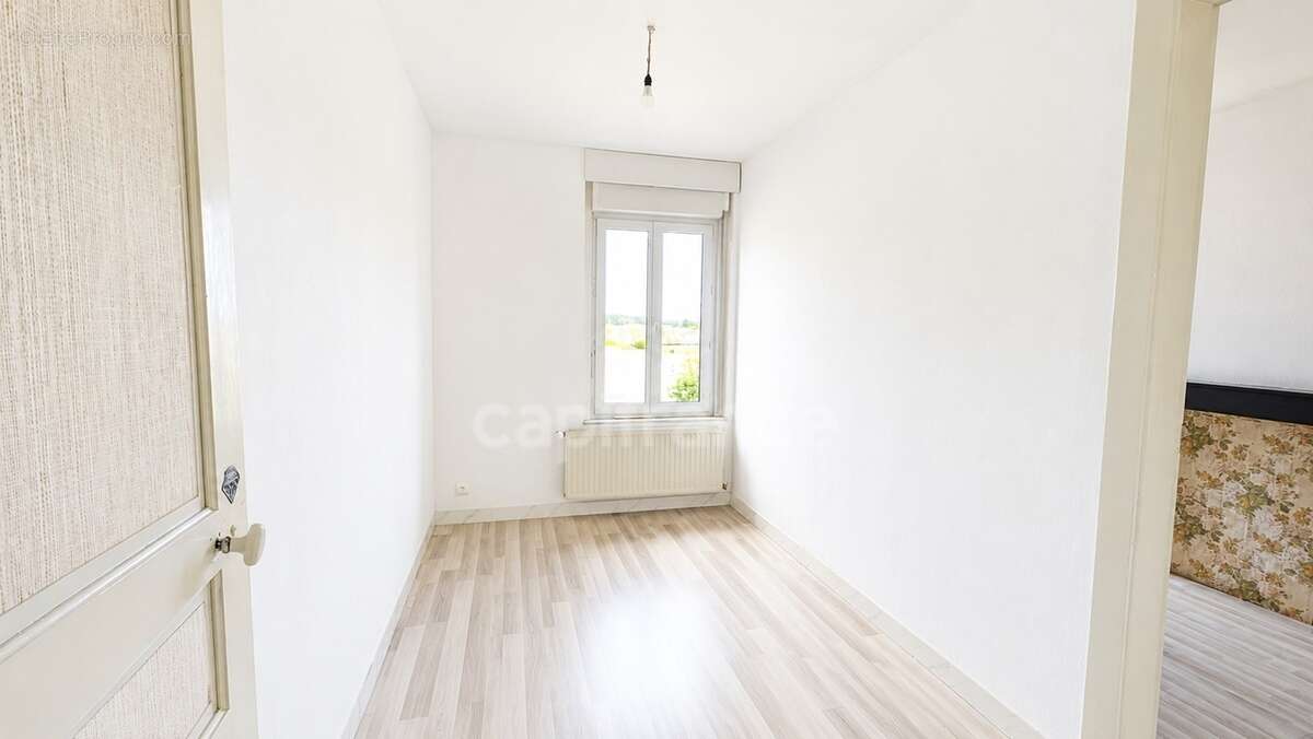Maison 90 m² avec jardin, terrasse, garage et grenier aménageable – Anzin - photo 4