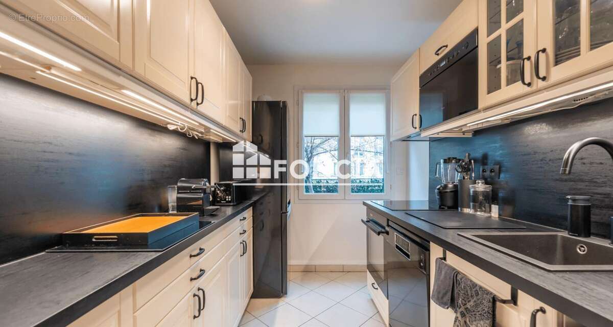 Appartement à MONTROUGE