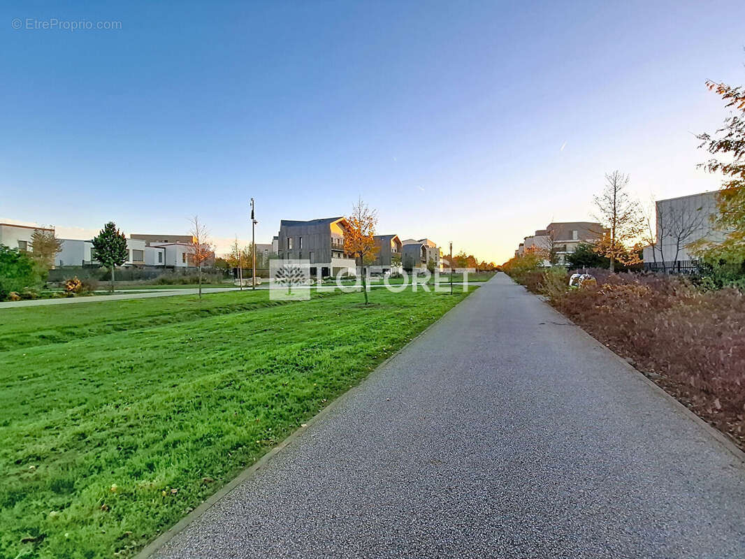 Appartement à BUSSY-SAINT-GEORGES