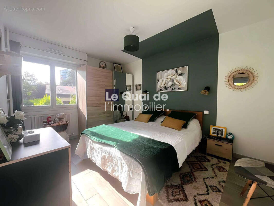 Appartement 86 m² à Voiron  - photo 6