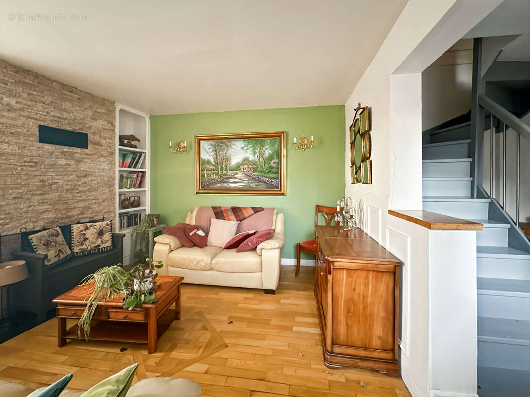 Maison à ILLIERS-L&#039;EVEQUE