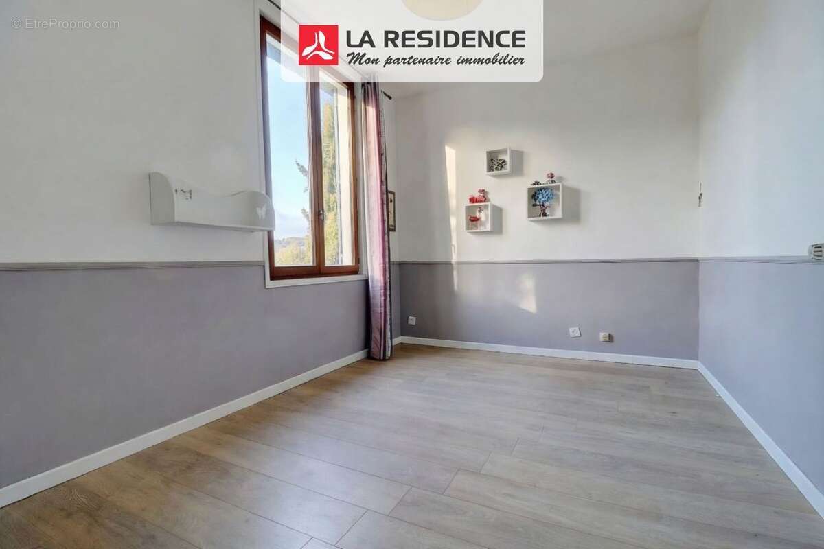 Maison 118 m² à Saint-Aubin-Les-Elbeuf  - photo 8