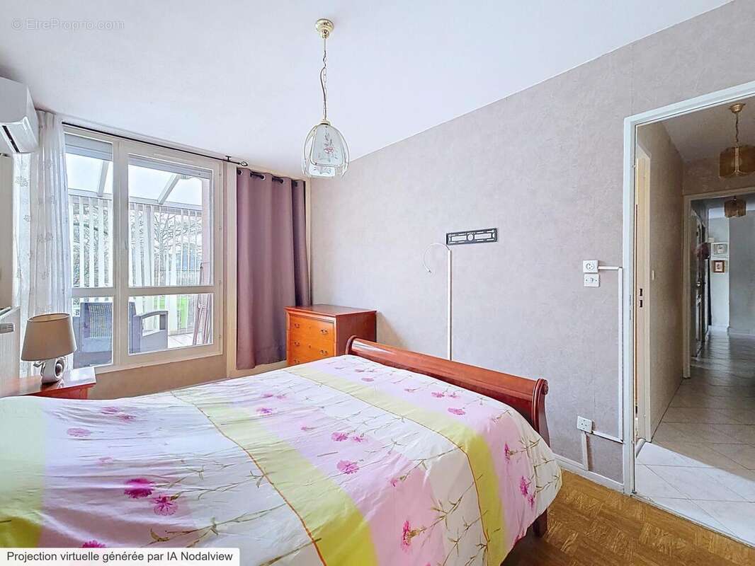 Photo 5 - Appartement à DECINES-CHARPIEU