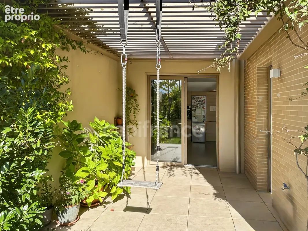 Maison à vendre 5 pièces FERNEY VOLTAIRE (01) - photo 7
