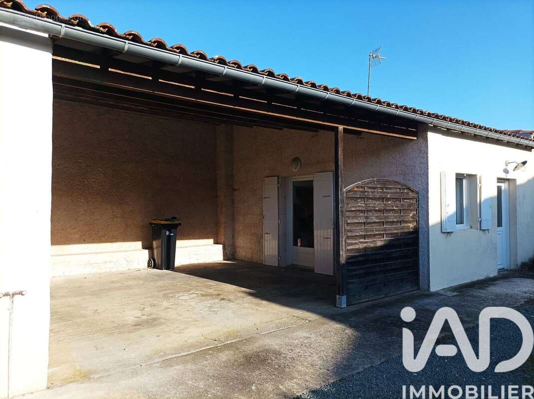 Photo 10 - Appartement à SAINT-JUST-LUZAC