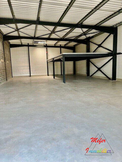 Commerce 300 m² à Perpignan  - photo 5