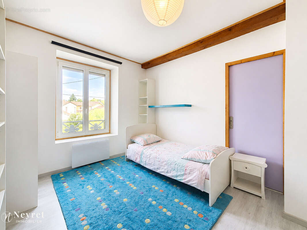 EXCLUSIVITÉ   Maison familiale avec cachet   4 chambres + bureau   Terrain 513 m2 - photo 6
