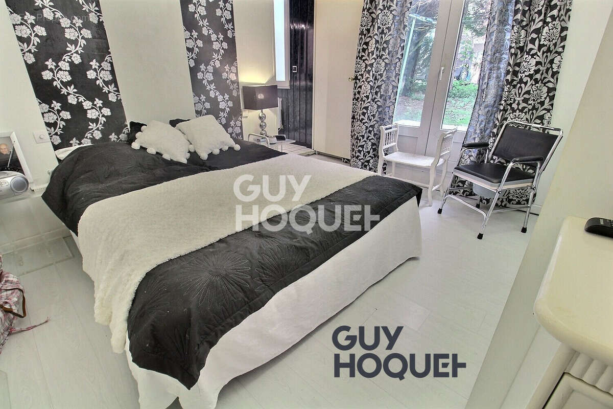 Maison à LIMEIL-BREVANNES