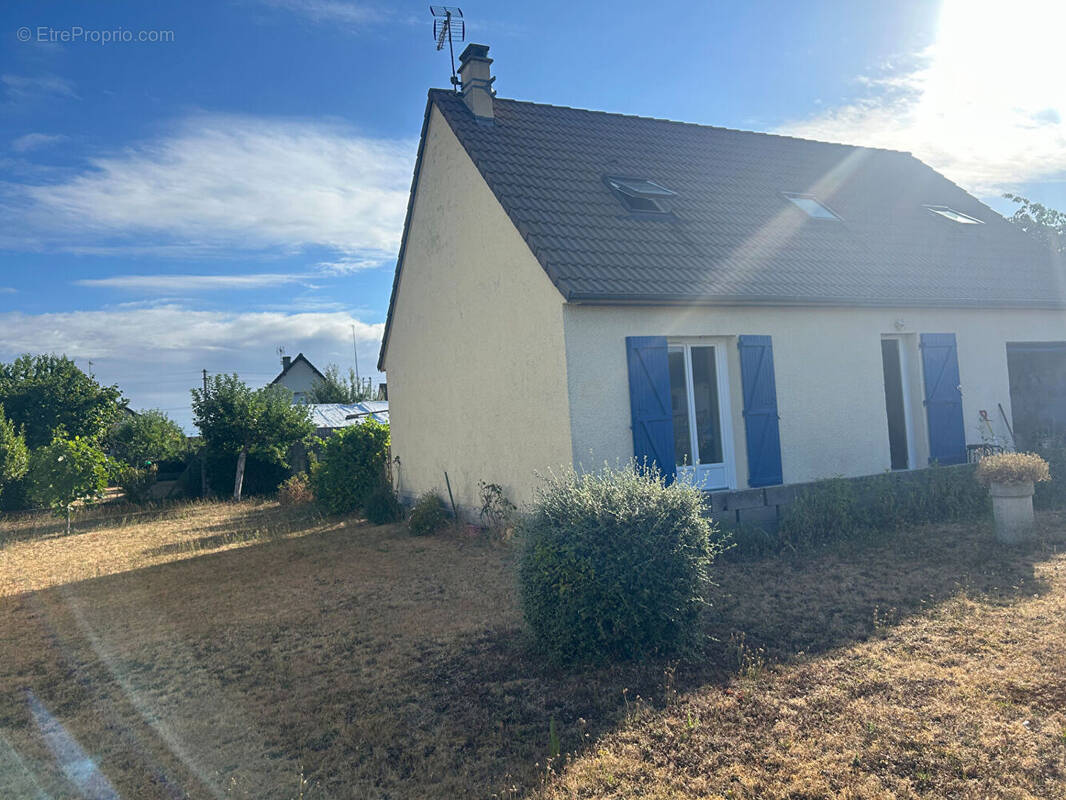 Maison à ROSNY-SUR-SEINE