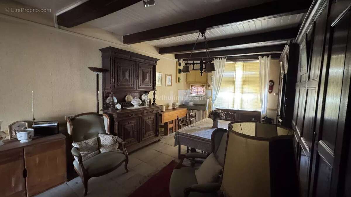 Maison à SOULAUCOURT-SUR-MOUZON