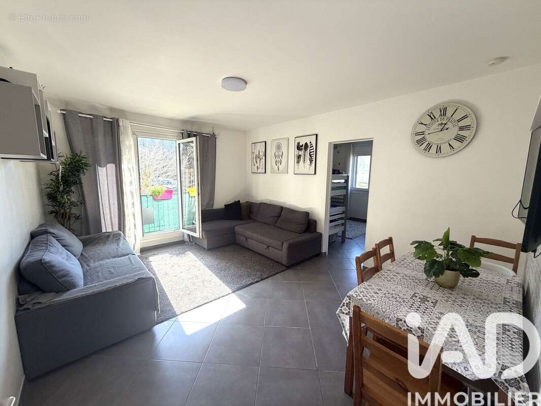 Photo 2 - Appartement à CHAMPIGNY-SUR-MARNE