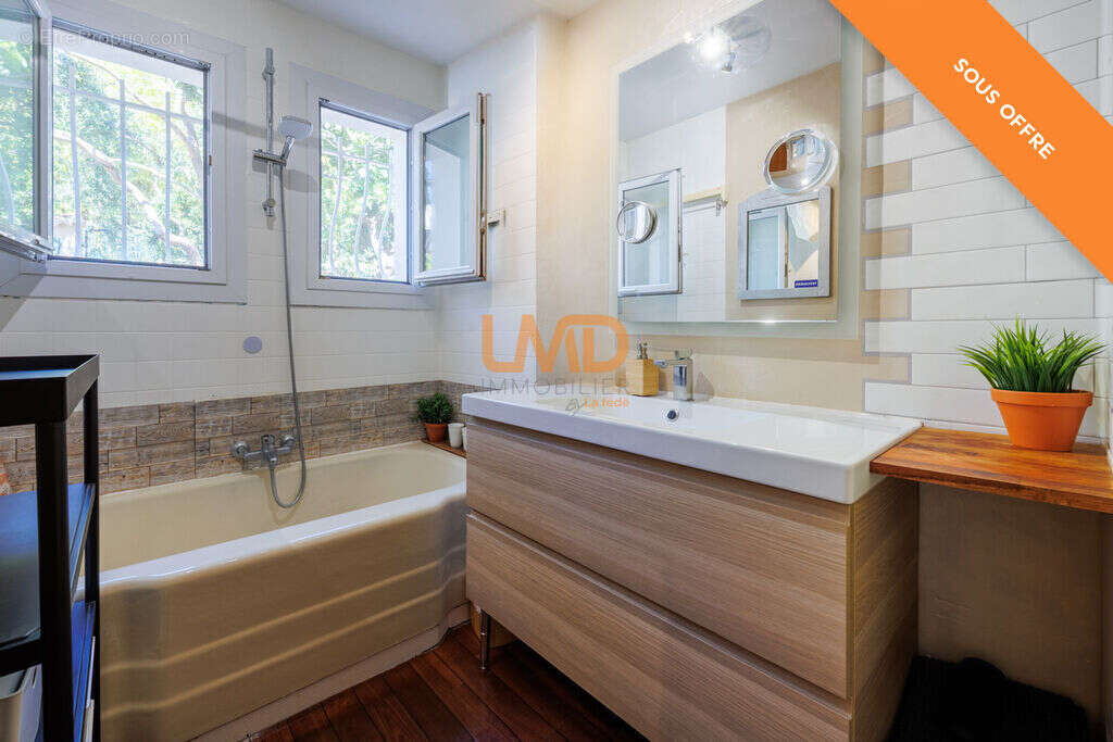 Appartement à MARSEILLE-8E