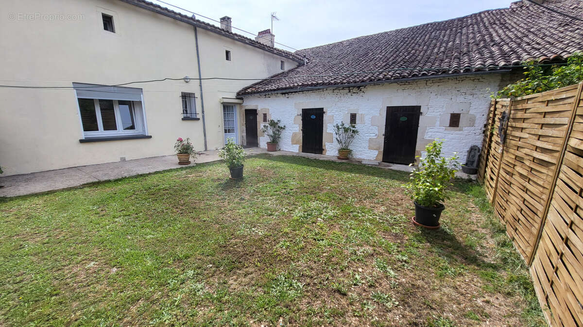 Maison de type longère 3 ou 4 grandes chambres - photo 19
