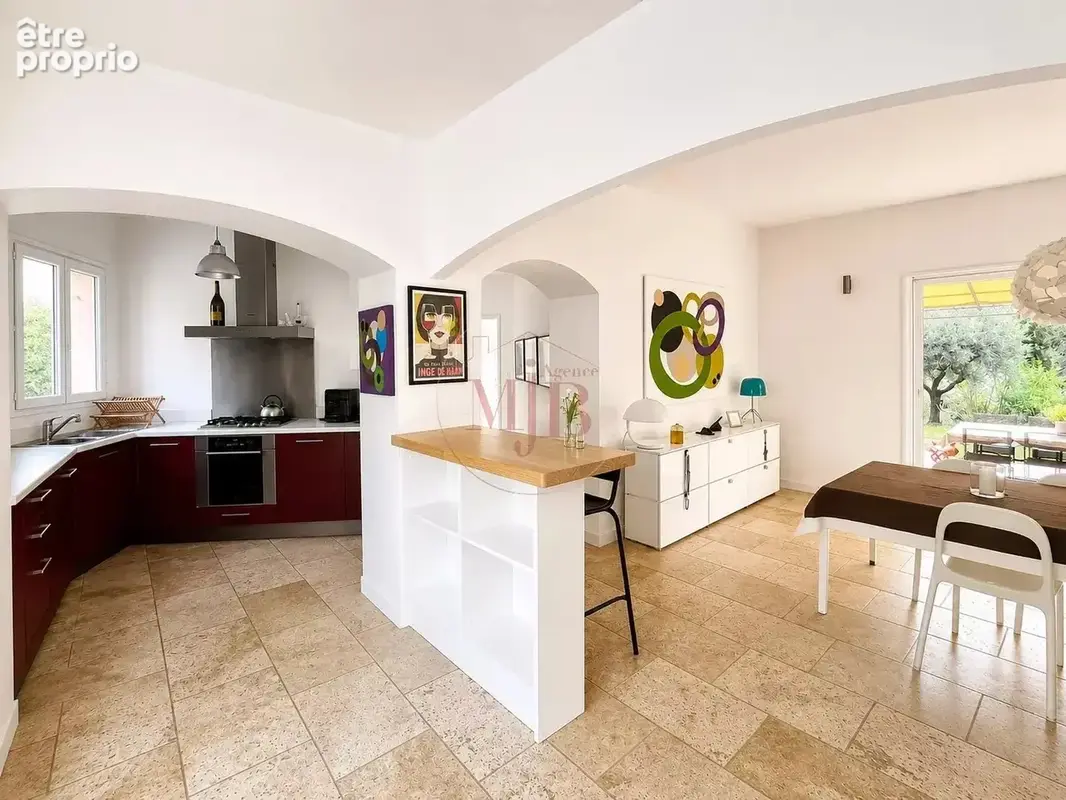 Maison 201 m² à Peyrolles-En-Provence  - photo 13
