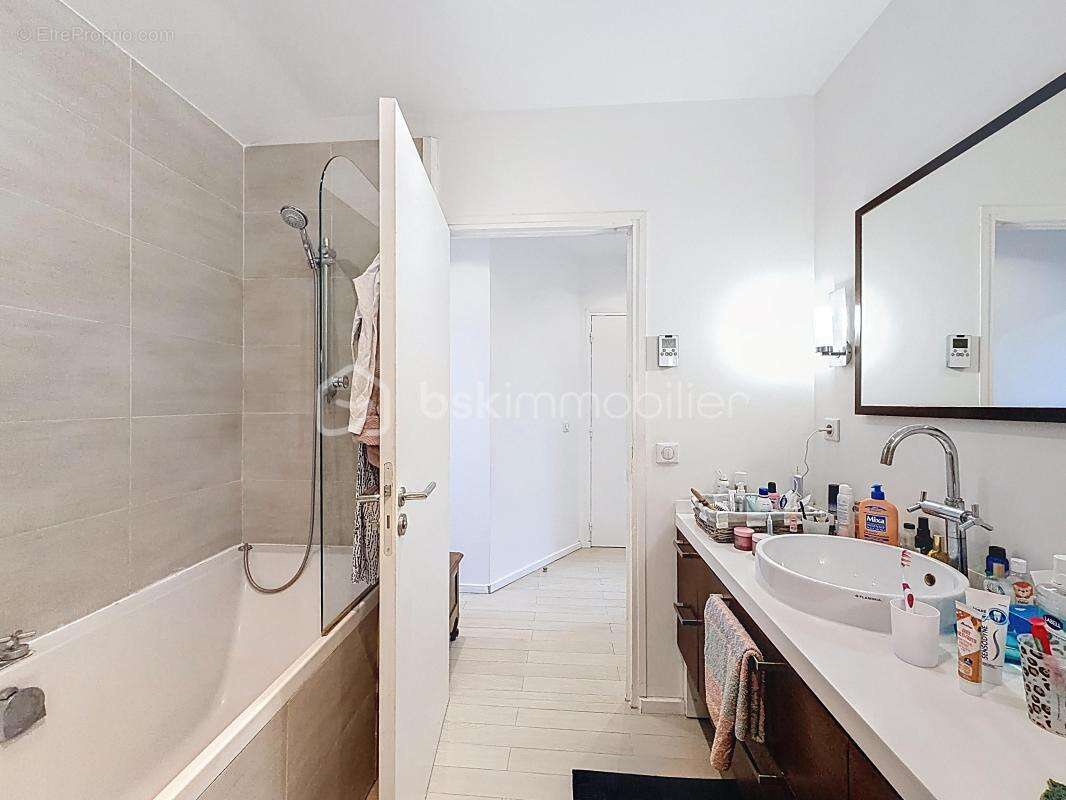 Maison 100 m2 avec 3 chambres Quartier Plateau - photo 7