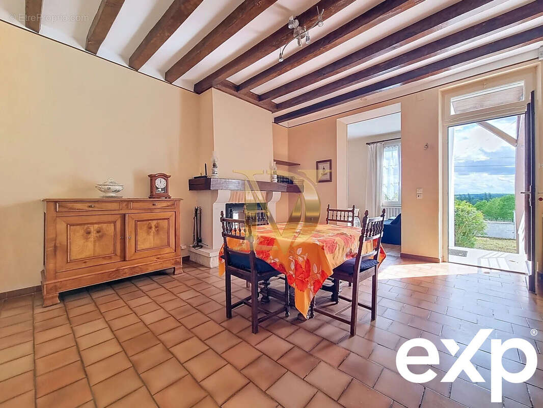 Maison à CHENONCEAUX