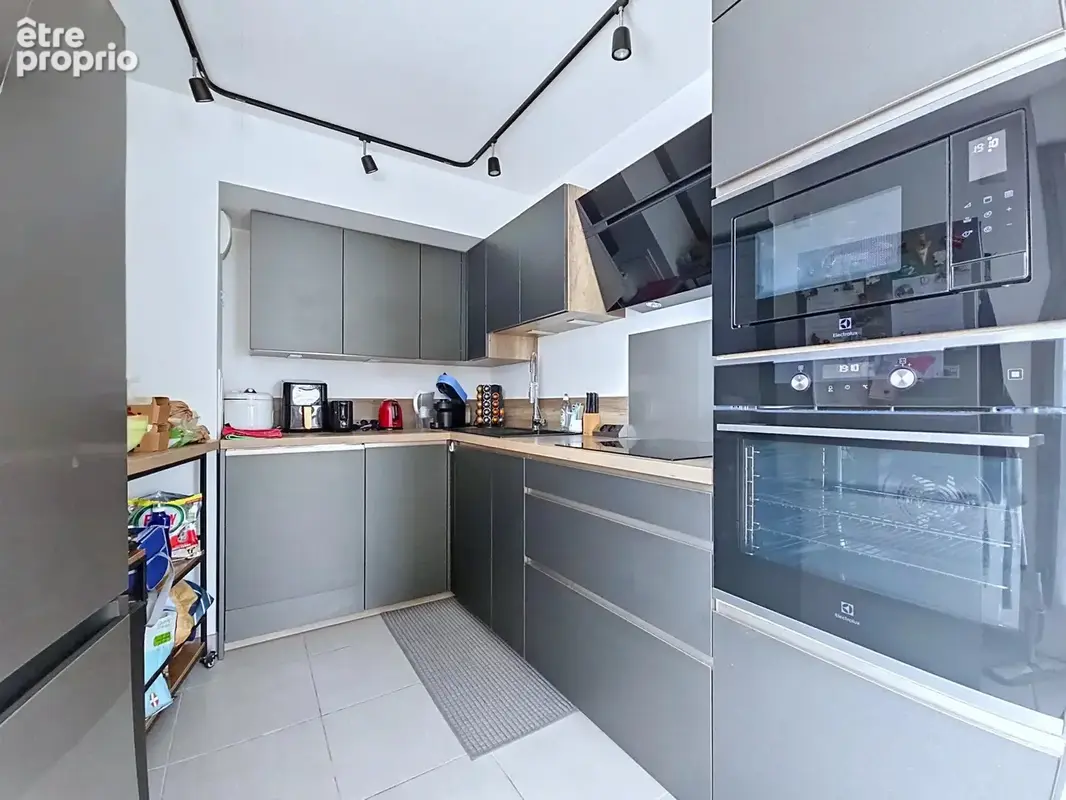 Duplex – dernier étage – rer a à 7 minutes - photo 2