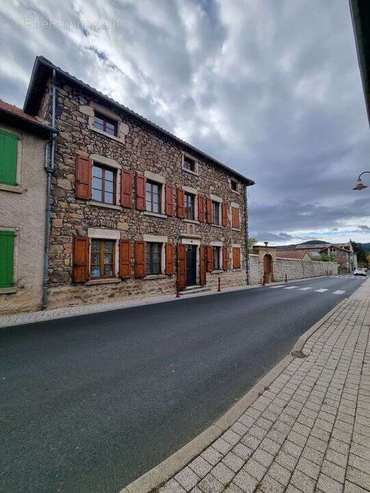 Maison à ROSIERES