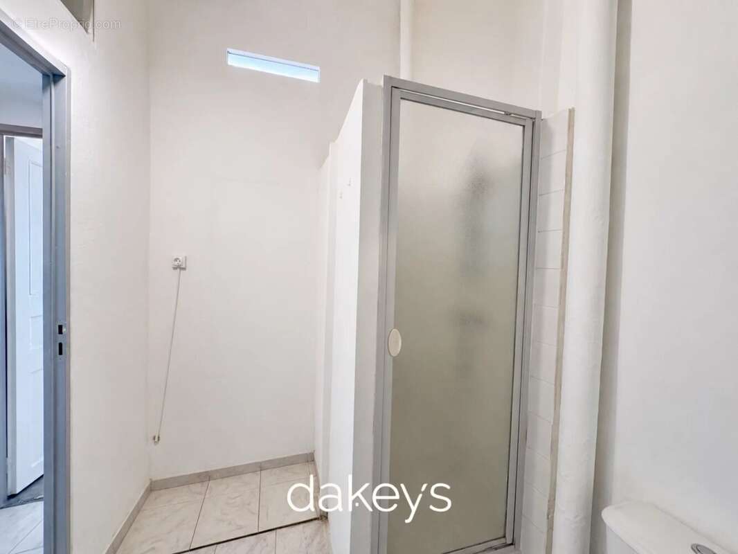 Appartement à MARSEILLE-6E