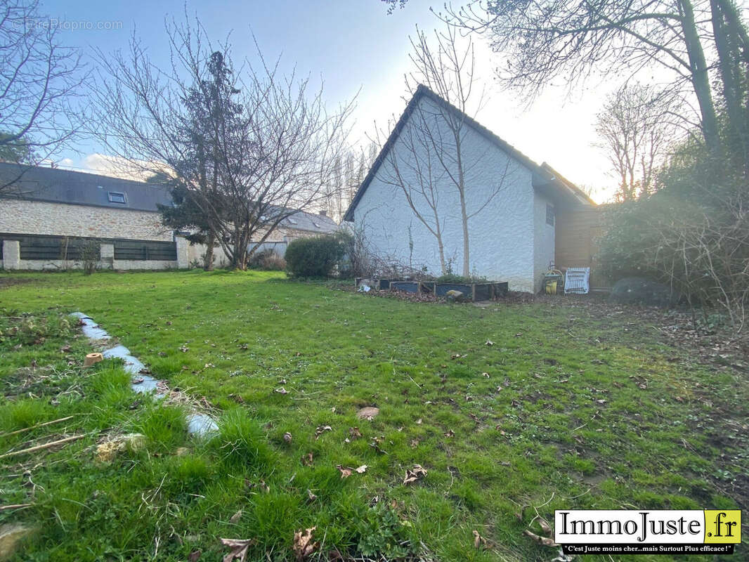 Maison à SAINT-REMY-L&#039;HONORE