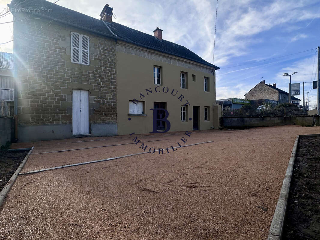 Maison à BRIVE-LA-GAILLARDE