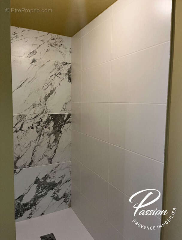 Appartement à MAILLANE