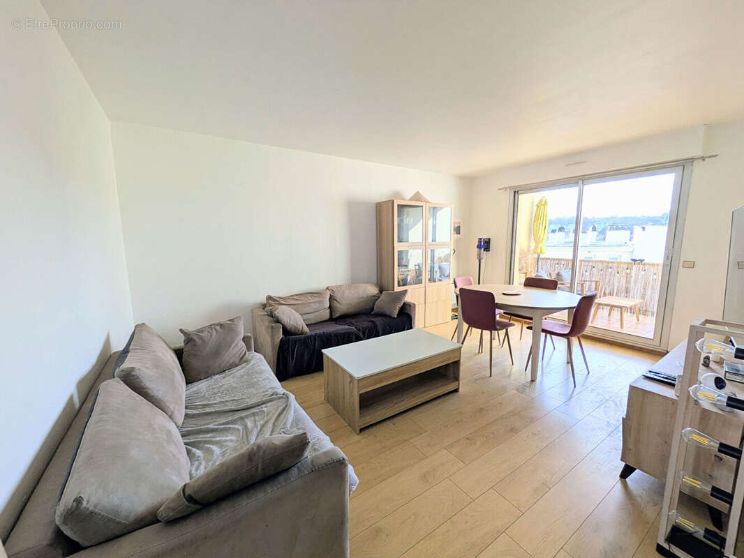 Appartement à VILLEMOMBLE